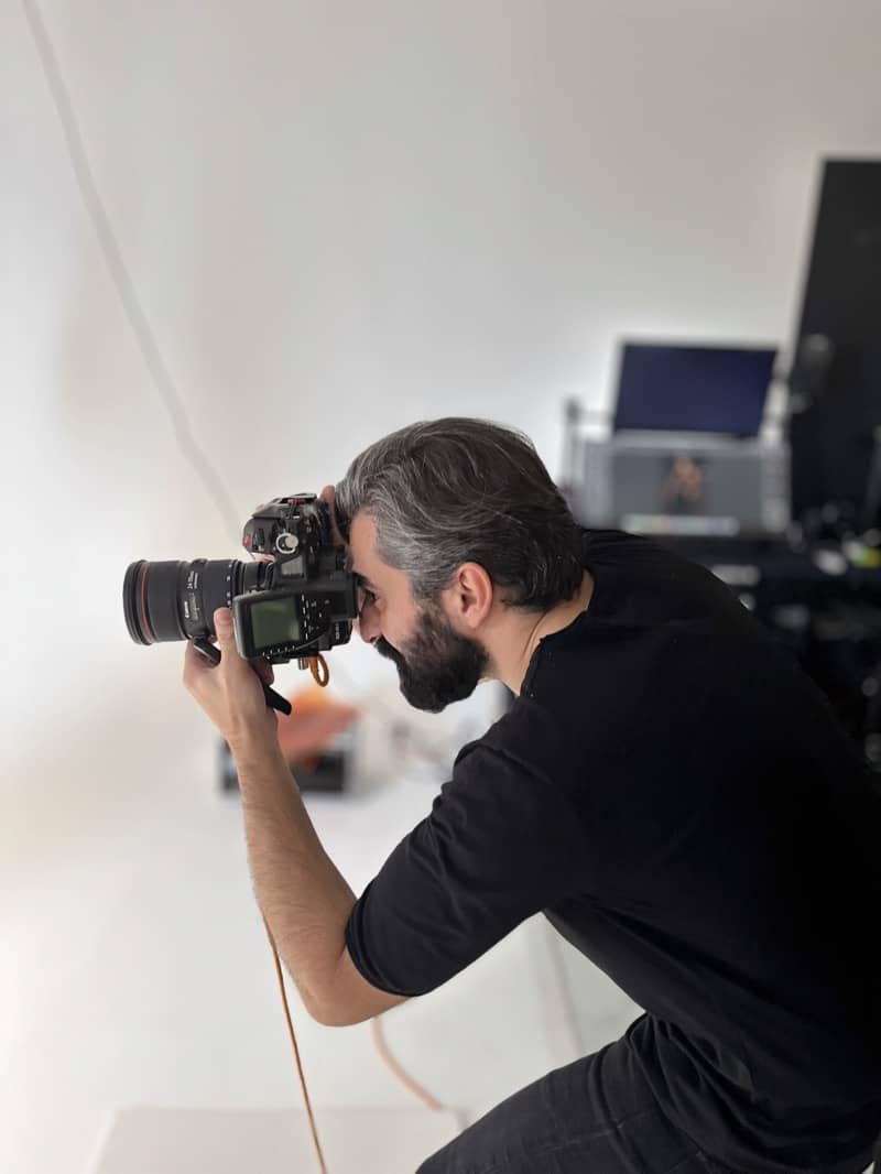 BarCoe Studios photographer at work